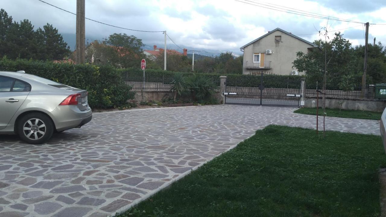 Drazice-grobnik Apartment *